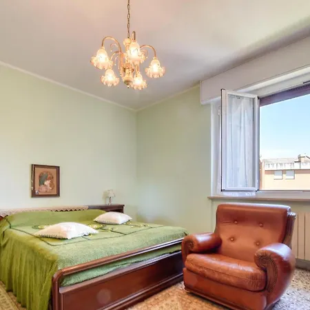 Stunning In With Kitchen Appartement